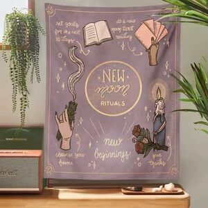 Vintage New Moon Tarot Tapestry Wall Decor